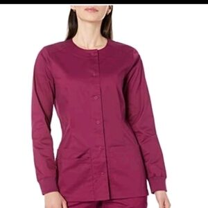 White Rock Chic Berry Crew Neck Scrub Top